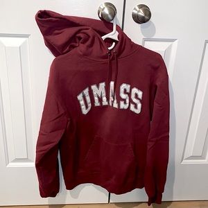 Champion UMASS sweatshirt women’s size medium